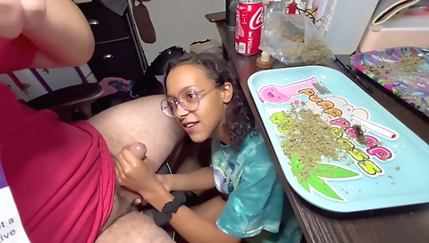 Ebony girl smoking with black boyfriend in a webcam vid