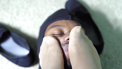 Busty babe with nice tits loves cumming on her feet